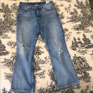 Levi’s cropped flare jeans size 28